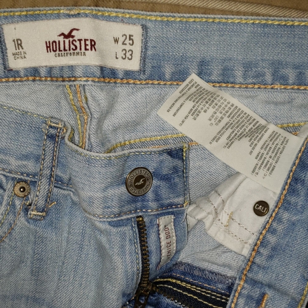 Ladies Hollister jeans - Picture 5 of 8